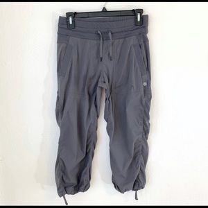 Lululemon Studio Crop Pant in Fossil Gray Sz 4 {I}